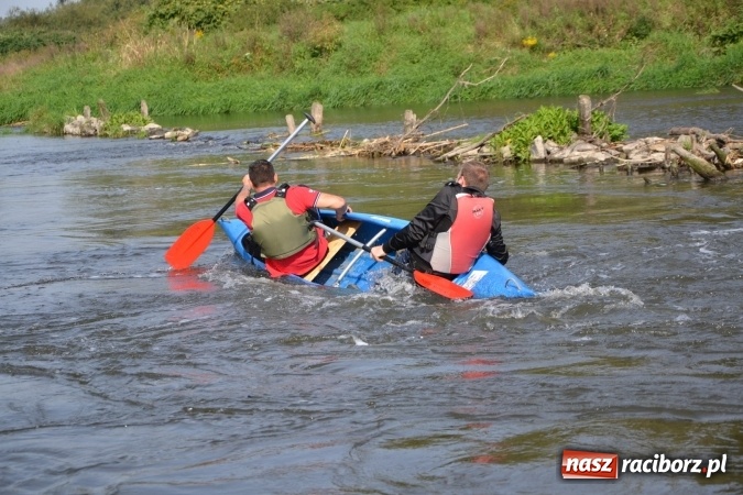 Zdjęcie w galerii na portalu naszraciborz.pl: Wodniacy zamknęli Meandry Odry wiadomości z regionu
