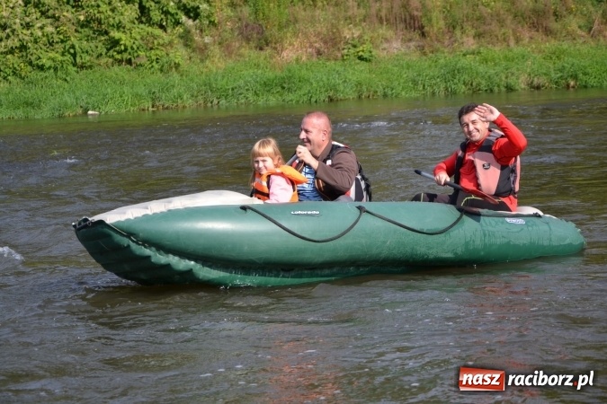 Zdjęcie w galerii na portalu naszraciborz.pl: Wodniacy zamknęli Meandry Odry wiadomości z regionu
