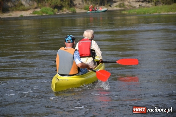 Zdjęcie w galerii na portalu naszraciborz.pl: Wodniacy zamknęli Meandry Odry wiadomości z regionu