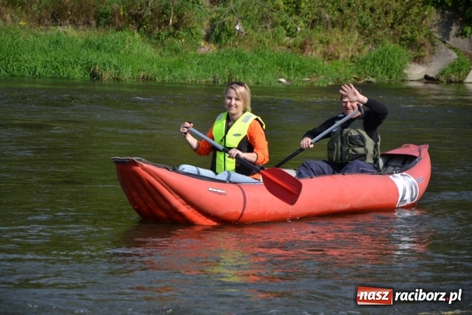Zdjęcie w galerii na portalu naszraciborz.pl: Wodniacy zamknęli Meandry Odry wiadomości z regionu