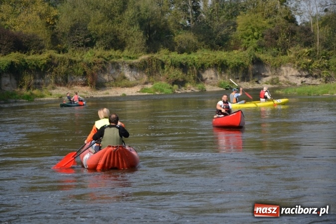 Zdjęcie w galerii na portalu naszraciborz.pl: Wodniacy zamknęli Meandry Odry wiadomości z regionu
