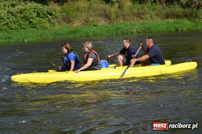 Zdjęcie w galerii na portalu naszraciborz.pl: Wodniacy zamknęli Meandry Odry wiadomości z regionu