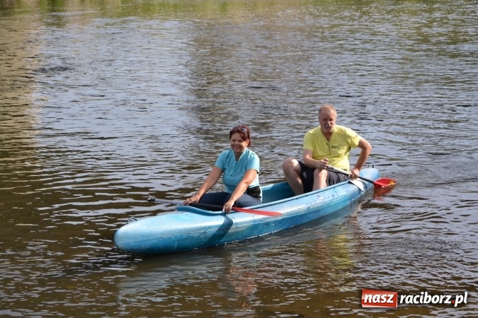 Zdjęcie w galerii na portalu naszraciborz.pl: Wodniacy zamknęli Meandry Odry wiadomości z regionu