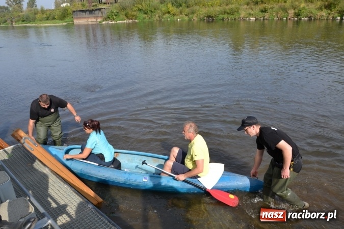 Zdjęcie w galerii na portalu naszraciborz.pl: Wodniacy zamknęli Meandry Odry wiadomości z regionu