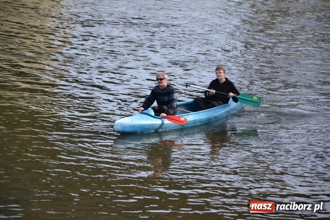 Zdjęcie w galerii na portalu naszraciborz.pl: Wodniacy zamknęli Meandry Odry wiadomości z regionu