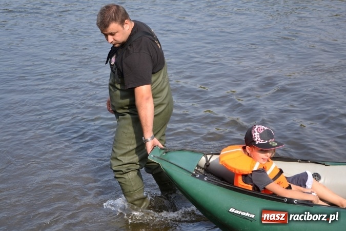 Zdjęcie w galerii na portalu naszraciborz.pl: Wodniacy zamknęli Meandry Odry wiadomości z regionu