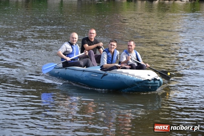 Zdjęcie w galerii na portalu naszraciborz.pl: Wodniacy zamknęli Meandry Odry wiadomości z regionu