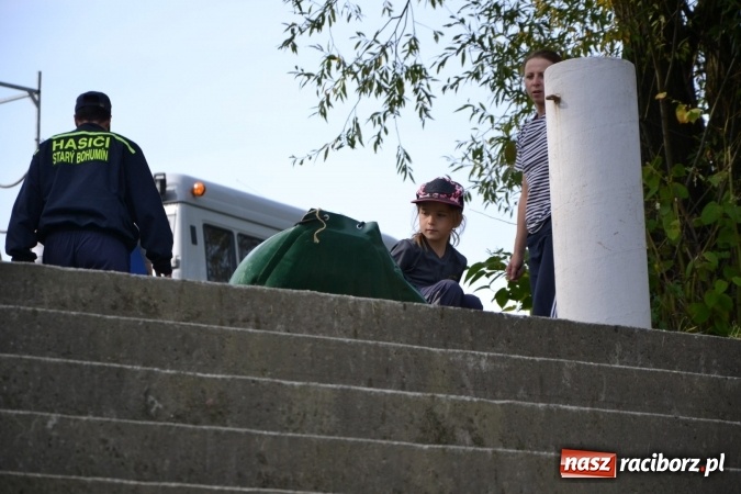 Zdjęcie w galerii na portalu naszraciborz.pl: Wodniacy zamknęli Meandry Odry wiadomości z regionu