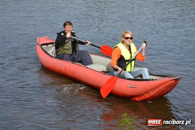 Zdjęcie w galerii na portalu naszraciborz.pl: Wodniacy zamknęli Meandry Odry wiadomości z regionu
