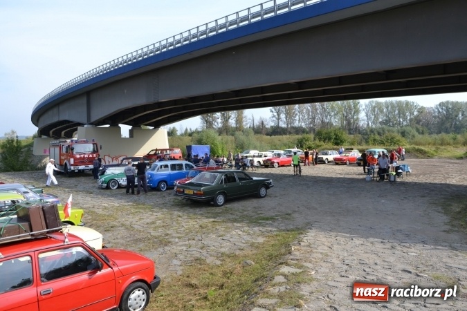 Zdjęcie w galerii na portalu naszraciborz.pl: Wodniacy zamknęli Meandry Odry wiadomości z regionu