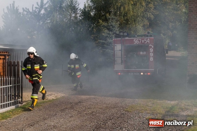 Zdjęcie w galerii na portalu naszraciborz.pl: Pożar szkoły w Owsiszczach. Straży z OSP gminy Krzyżanowice sprawdzali gotowość bojową wiadomości z regionu
