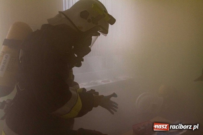 Zdjęcie w galerii na portalu naszraciborz.pl: Pożar szkoły w Owsiszczach. Straży z OSP gminy Krzyżanowice sprawdzali gotowość bojową wiadomości z regionu