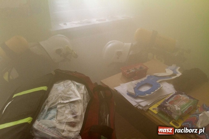 Zdjęcie w galerii na portalu naszraciborz.pl: Pożar szkoły w Owsiszczach. Straży z OSP gminy Krzyżanowice sprawdzali gotowość bojową wiadomości z regionu