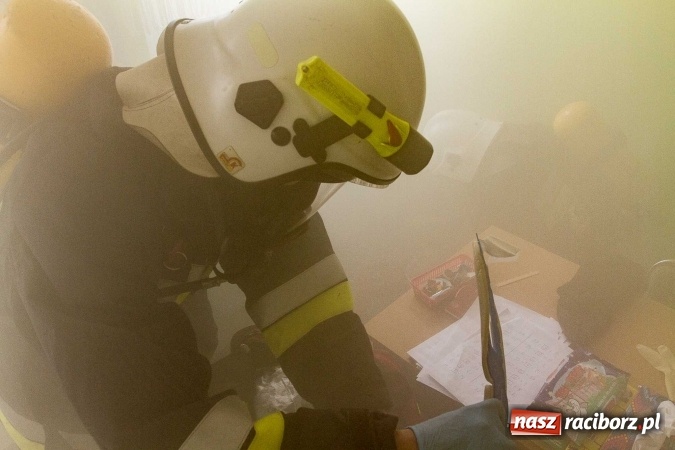 Zdjęcie w galerii na portalu naszraciborz.pl: Pożar szkoły w Owsiszczach. Straży z OSP gminy Krzyżanowice sprawdzali gotowość bojową wiadomości z regionu