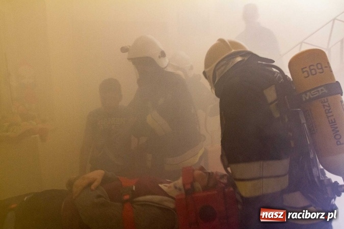 Zdjęcie w galerii na portalu naszraciborz.pl: Pożar szkoły w Owsiszczach. Straży z OSP gminy Krzyżanowice sprawdzali gotowość bojową wiadomości z regionu