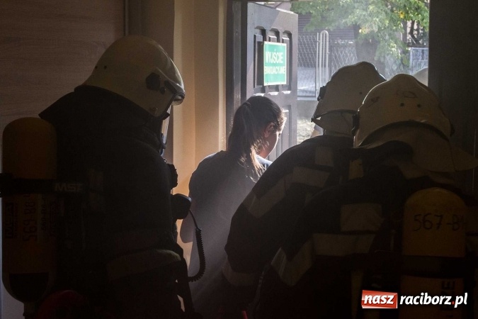 Zdjęcie w galerii na portalu naszraciborz.pl: Pożar szkoły w Owsiszczach. Straży z OSP gminy Krzyżanowice sprawdzali gotowość bojową wiadomości z regionu