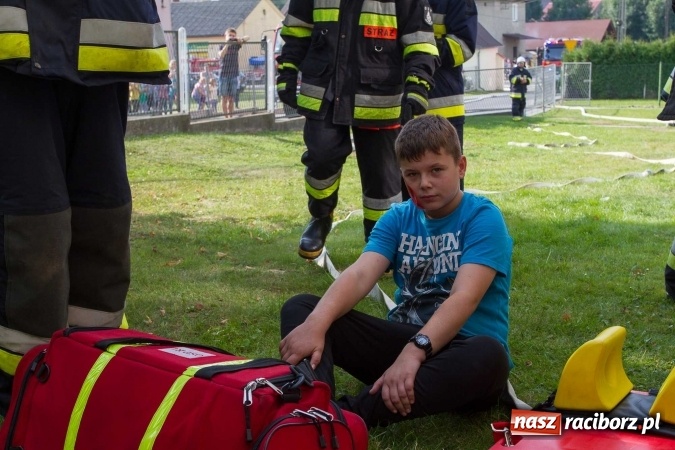 Zdjęcie w galerii na portalu naszraciborz.pl: Pożar szkoły w Owsiszczach. Straży z OSP gminy Krzyżanowice sprawdzali gotowość bojową wiadomości z regionu