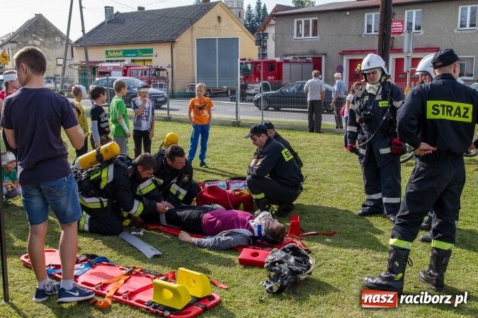 Zdjęcie w galerii na portalu naszraciborz.pl: Pożar szkoły w Owsiszczach. Straży z OSP gminy Krzyżanowice sprawdzali gotowość bojową wiadomości z regionu