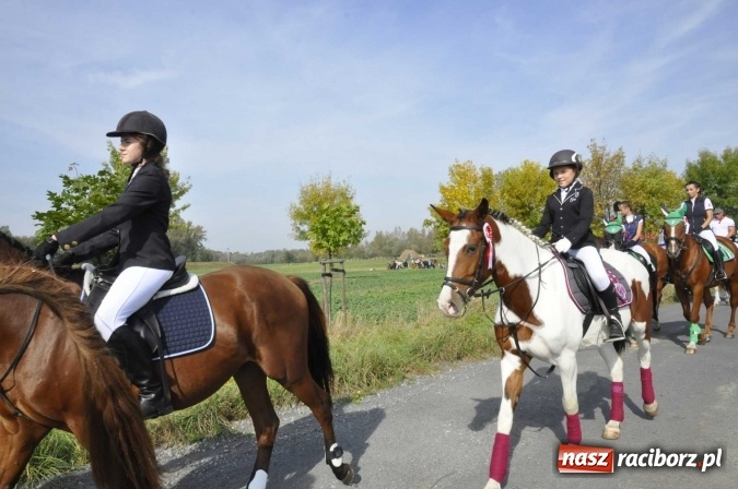 Zdjęcie w galerii na portalu naszraciborz.pl: Hubertus na Ostrogu, czyli pogoń za lisem w Huzarskiej Dolinie  wiadomości z regionu