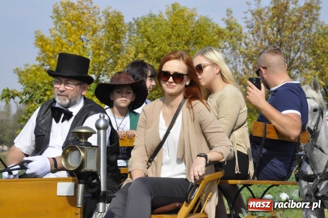 Zdjęcie w galerii na portalu naszraciborz.pl: Hubertus na Ostrogu, czyli pogoń za lisem w Huzarskiej Dolinie  wiadomości z regionu