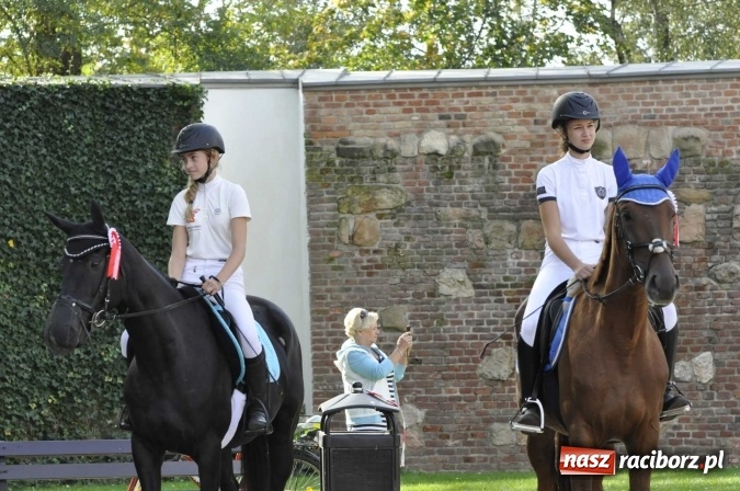 Zdjęcie w galerii na portalu naszraciborz.pl: Hubertus na Ostrogu, czyli pogoń za lisem w Huzarskiej Dolinie  wiadomości z regionu