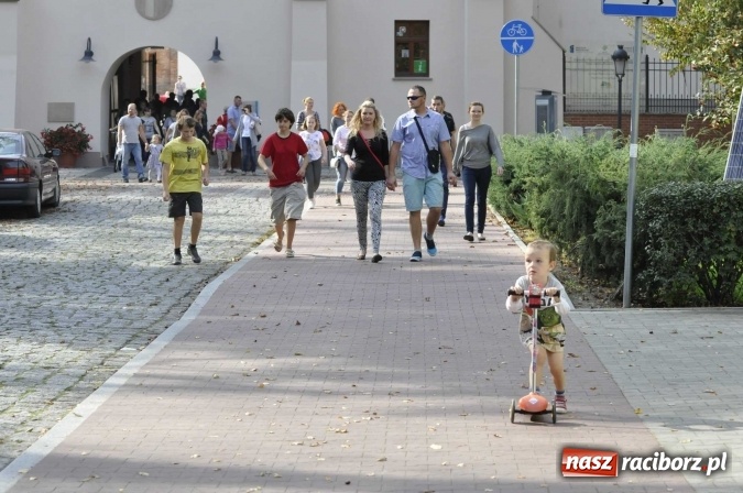 Zdjęcie w galerii na portalu naszraciborz.pl: Hubertus na Ostrogu, czyli pogoń za lisem w Huzarskiej Dolinie  wiadomości z regionu