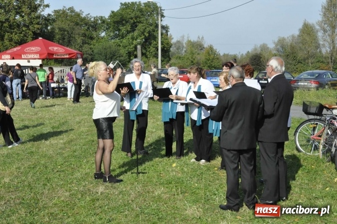 Zdjęcie w galerii na portalu naszraciborz.pl: Hubertus na Ostrogu, czyli pogoń za lisem w Huzarskiej Dolinie  wiadomości z regionu