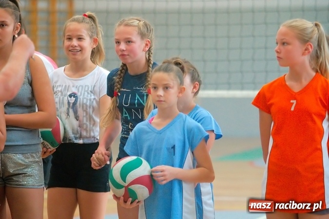 Zdjęcie w galerii na portalu naszraciborz.pl: Narodowy Dzień Sportu. W raciborskim MOS-ie oddano wyremontowaną salę wiadomości z regionu