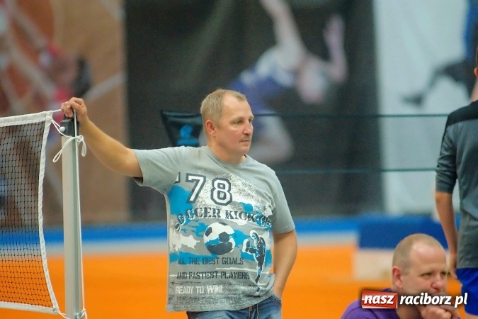 Zdjęcie w galerii na portalu naszraciborz.pl: Streetball, zapasy i badminton, czyli Piknik z Olimpijczykami w hali ZSOMS wiadomości z regionu