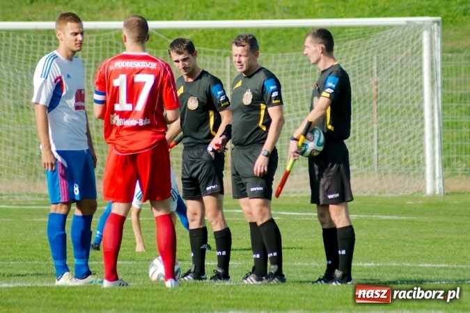 Zdjęcie w galerii na portalu naszraciborz.pl: IV liga: Unici tłem dla rezerw Podbeskidzia wiadomości z regionu