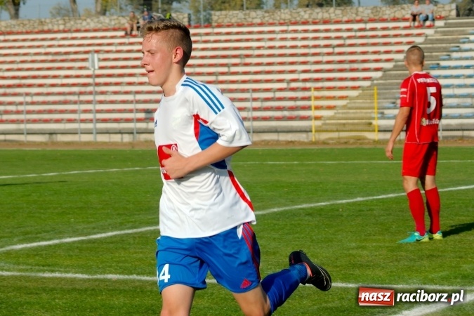 Zdjęcie w galerii na portalu naszraciborz.pl: IV liga: Unici tłem dla rezerw Podbeskidzia wiadomości z regionu