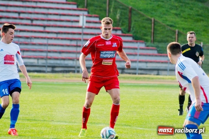 Zdjęcie w galerii na portalu naszraciborz.pl: IV liga: Unici tłem dla rezerw Podbeskidzia wiadomości z regionu