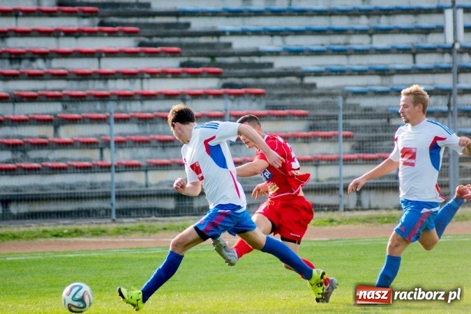 Zdjęcie w galerii na portalu naszraciborz.pl: IV liga: Unici tłem dla rezerw Podbeskidzia wiadomości z regionu