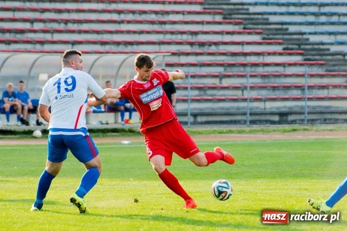 Zdjęcie w galerii na portalu naszraciborz.pl: IV liga: Unici tłem dla rezerw Podbeskidzia wiadomości z regionu