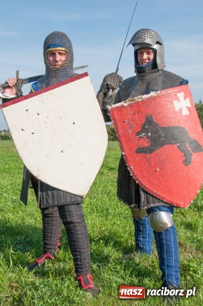 Zdjęcie w galerii na portalu naszraciborz.pl: Bawimy się historią... Grupa Rekonstrukcji Historycznej Armati świętowała mały jubileusz wiadomości z regionu