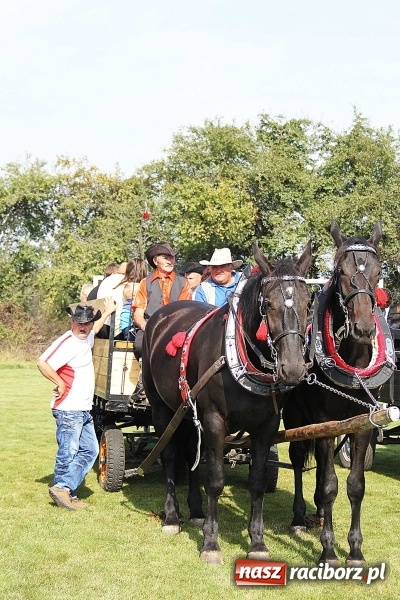 Zdjęcie w galerii na portalu naszraciborz.pl: Piknik św. Huberta w gminie Kornowac wiadomości z regionu