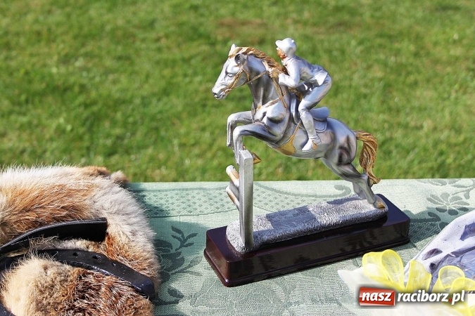 Zdjęcie w galerii na portalu naszraciborz.pl: Piknik św. Huberta w gminie Kornowac wiadomości z regionu