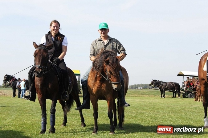 Zdjęcie w galerii na portalu naszraciborz.pl: Piknik św. Huberta w gminie Kornowac wiadomości z regionu