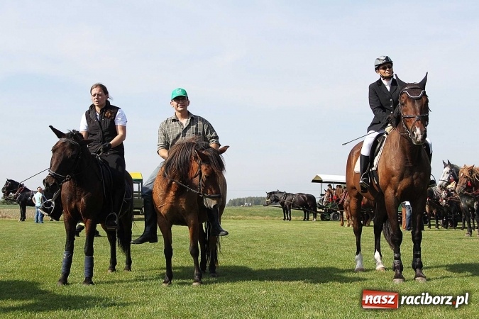 Zdjęcie w galerii na portalu naszraciborz.pl: Piknik św. Huberta w gminie Kornowac wiadomości z regionu