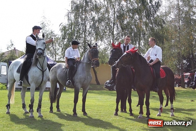 Zdjęcie w galerii na portalu naszraciborz.pl: Piknik św. Huberta w gminie Kornowac wiadomości z regionu
