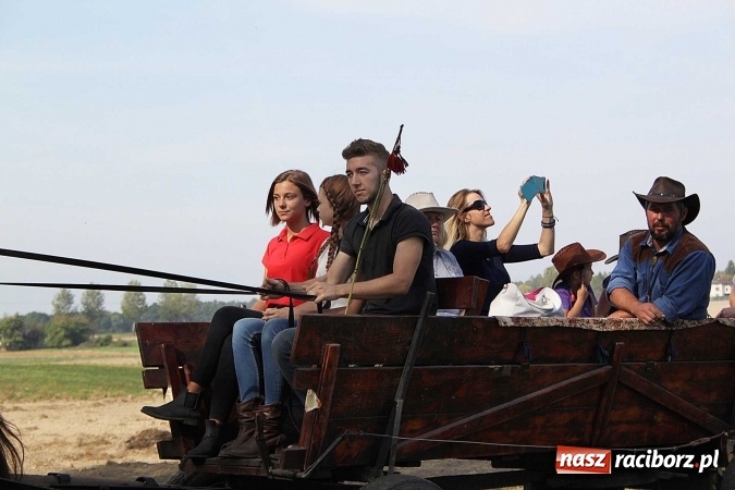 Zdjęcie w galerii na portalu naszraciborz.pl: Piknik św. Huberta w gminie Kornowac wiadomości z regionu