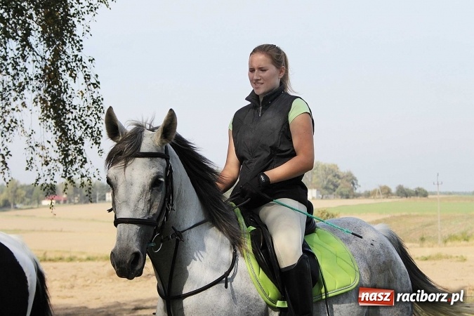 Zdjęcie w galerii na portalu naszraciborz.pl: Piknik św. Huberta w gminie Kornowac wiadomości z regionu