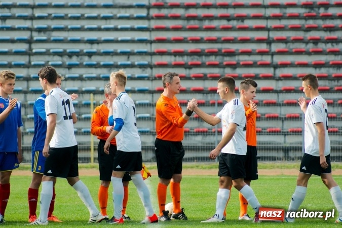 Zdjęcie w galerii na portalu naszraciborz.pl: Juniorzy Unii na szóstkę wiadomości z regionu