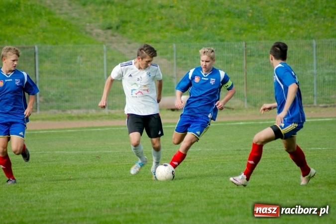 Zdjęcie w galerii na portalu naszraciborz.pl: Juniorzy Unii na szóstkę wiadomości z regionu