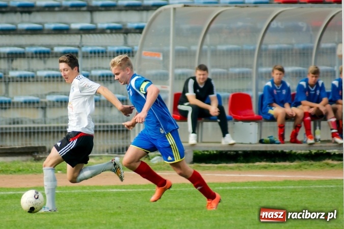 Zdjęcie w galerii na portalu naszraciborz.pl: Juniorzy Unii na szóstkę wiadomości z regionu