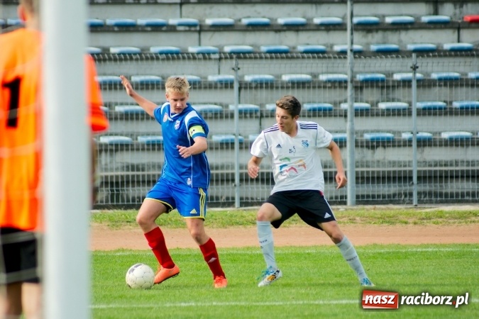 Zdjęcie w galerii na portalu naszraciborz.pl: Juniorzy Unii na szóstkę wiadomości z regionu