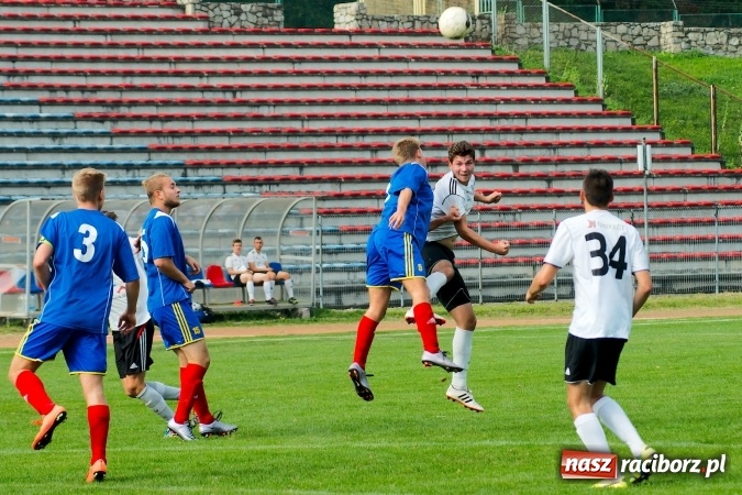 Zdjęcie w galerii na portalu naszraciborz.pl: Juniorzy Unii na szóstkę wiadomości z regionu