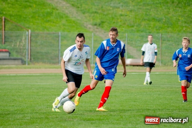 Zdjęcie w galerii na portalu naszraciborz.pl: Juniorzy Unii na szóstkę wiadomości z regionu