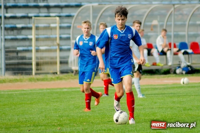 Zdjęcie w galerii na portalu naszraciborz.pl: Juniorzy Unii na szóstkę wiadomości z regionu