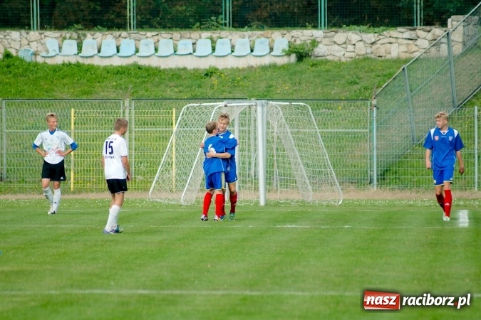 Zdjęcie w galerii na portalu naszraciborz.pl: Juniorzy Unii na szóstkę wiadomości z regionu